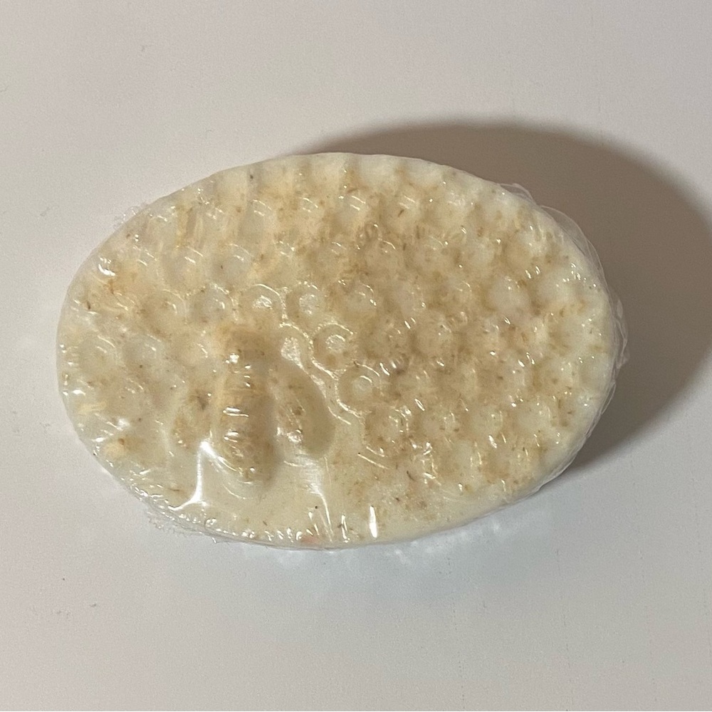 Velura Oatmeal Honey Shea Soap Bar